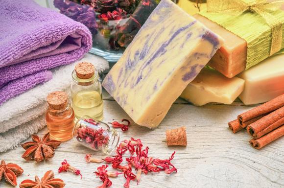 Natural Organic Cosmetic with essential oils and oriental herbs