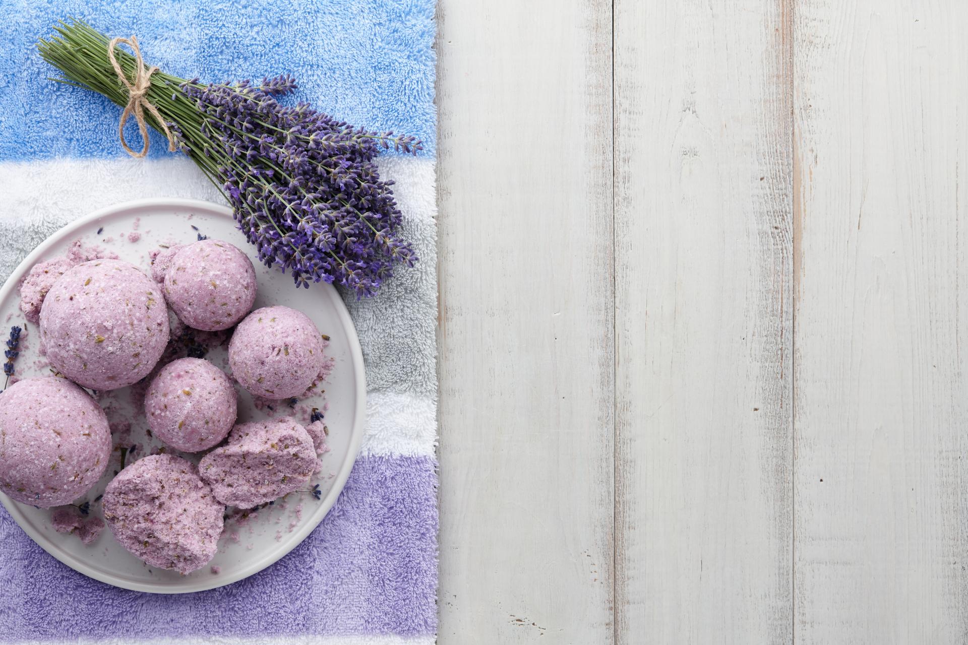 Lavender Kiss Hand made Bath Bomb