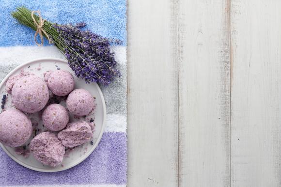 Lavender Kiss Hand made Bath Bomb